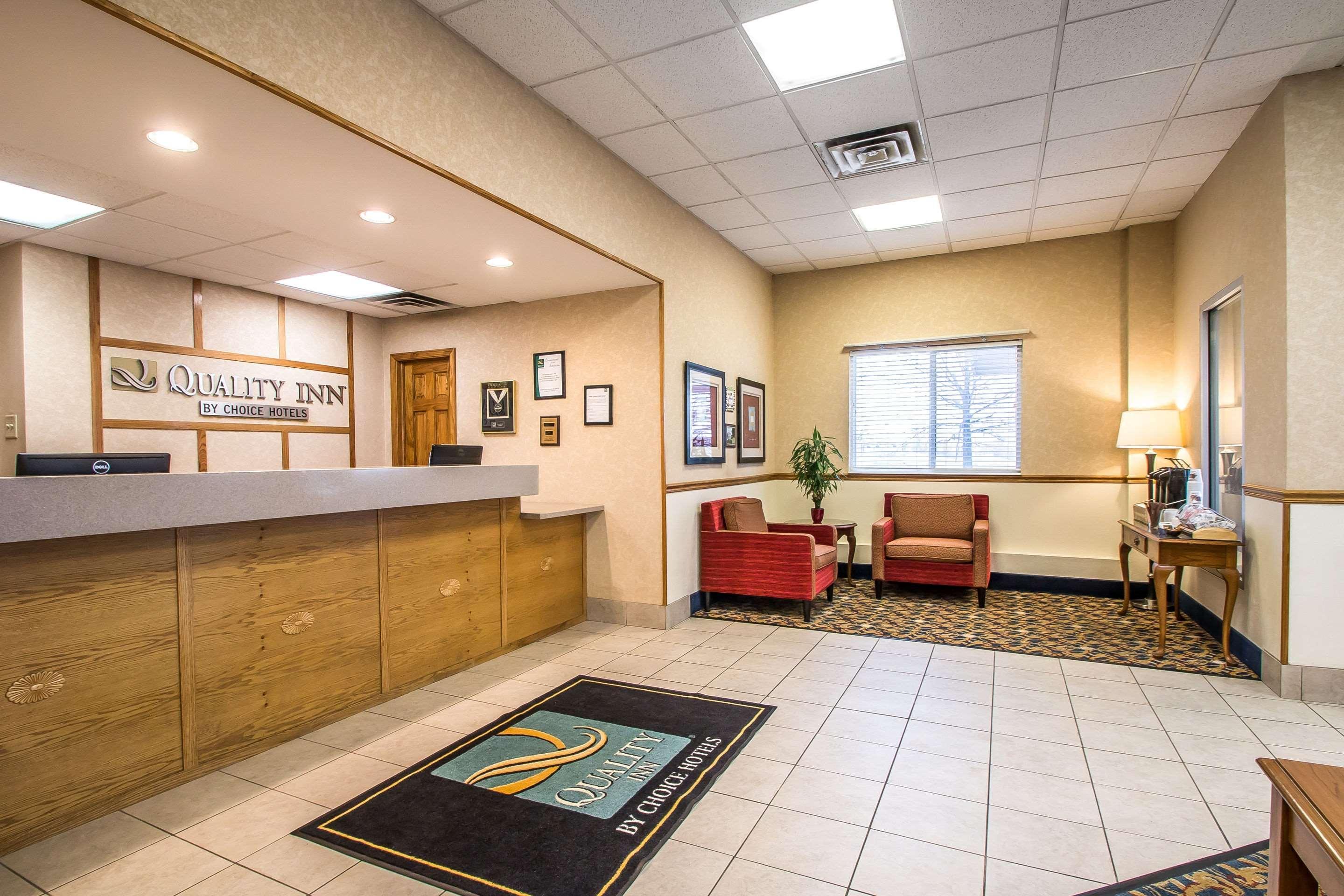 Quality Inn Morris I-80 Luaran gambar